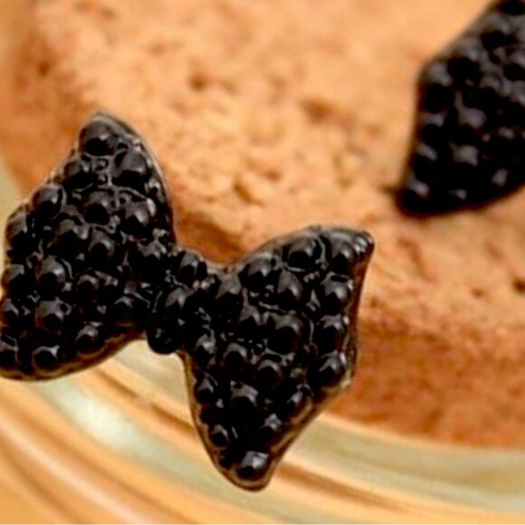 New Exclusively Fancy Vintage Alloy Metal Black Butterfly Bow Stud Earrings - Picture 5 of 7